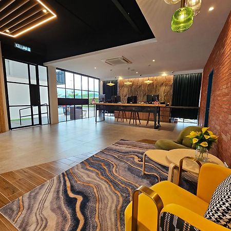 Le'Genda Hotel Kajang Extérieur photo