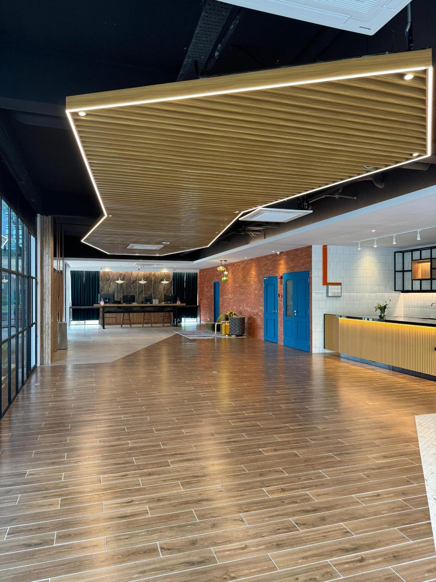 Le'Genda Hotel Kajang Extérieur photo